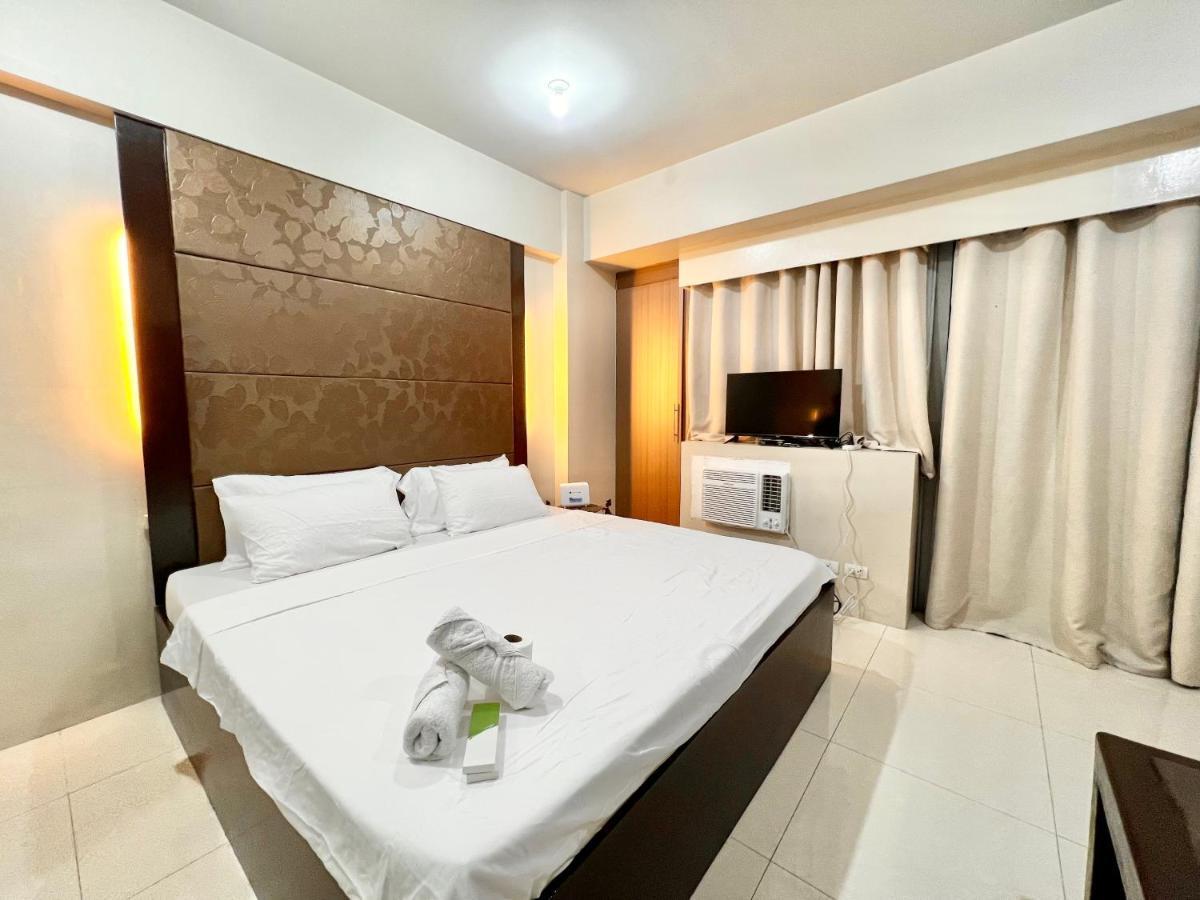 Kiel 5-Star Condo Hotel Across Naia Manila Airport Terminal 3 パサイ エクステリア 写真