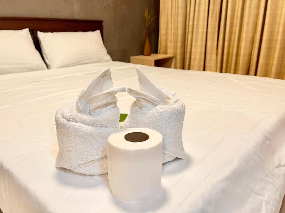 Kiel 5-Star Condo Hotel Across Naia Manila Airport Terminal 3 パサイ エクステリア 写真
