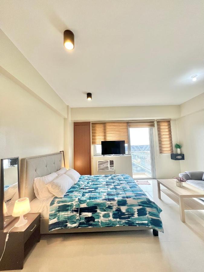Kiel 5-Star Condo Hotel Across Naia Manila Airport Terminal 3 パサイ エクステリア 写真
