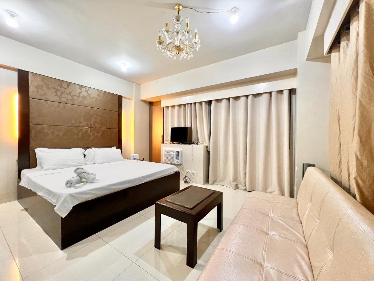 Kiel 5-Star Condo Hotel Across Naia Manila Airport Terminal 3 パサイ エクステリア 写真