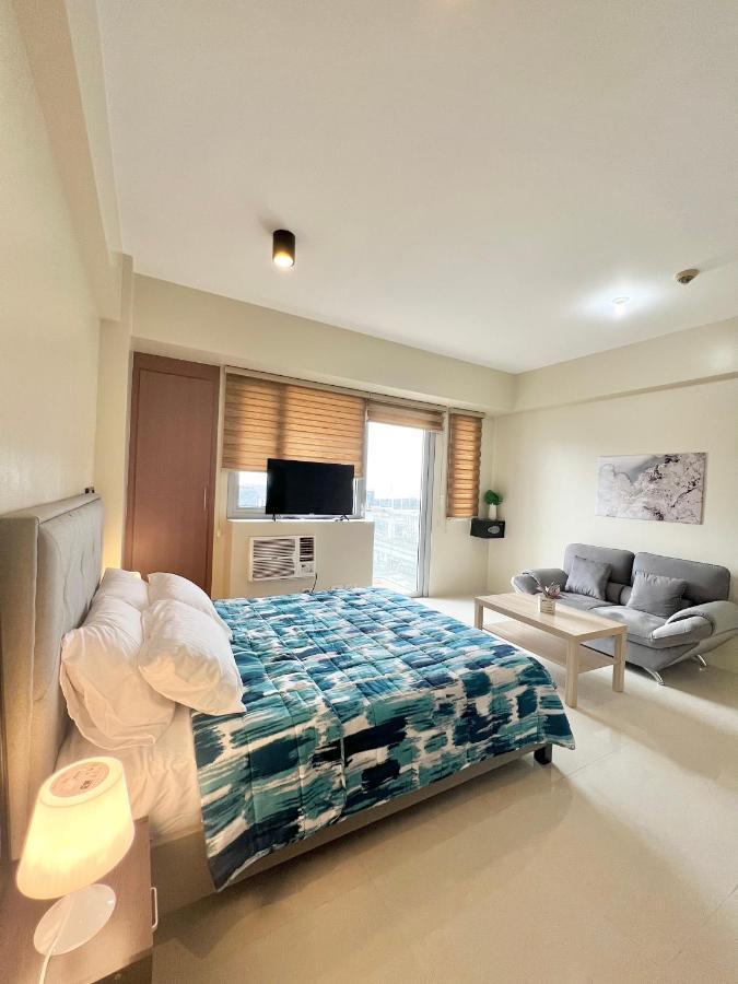 Kiel 5-Star Condo Hotel Across Naia Manila Airport Terminal 3 パサイ エクステリア 写真