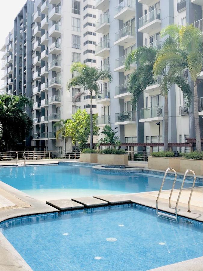 Kiel 5-Star Condo Hotel Across Naia Manila Airport Terminal 3 パサイ エクステリア 写真